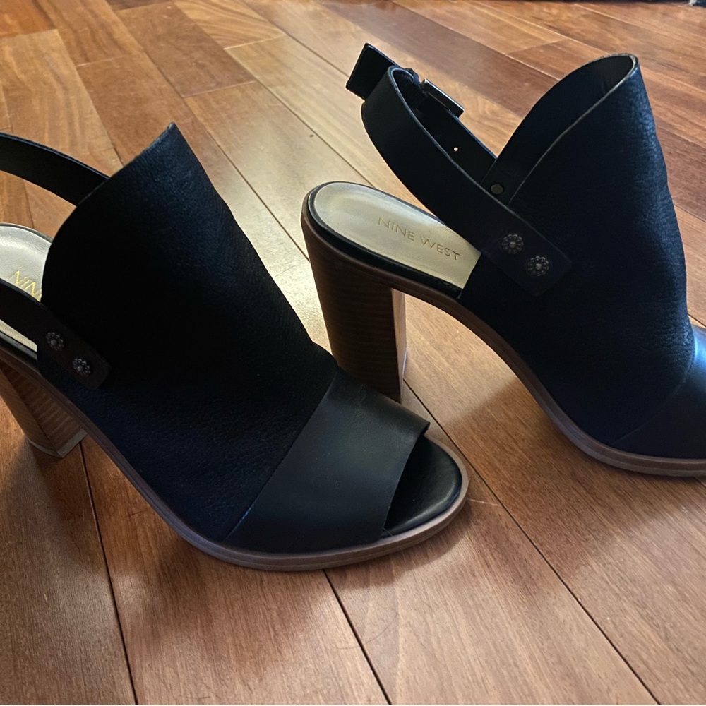 Size 9, Nine West, open toe, black leather, heal strap with 4” wooden healed